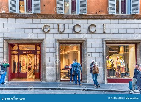 gucci roma negozi sito